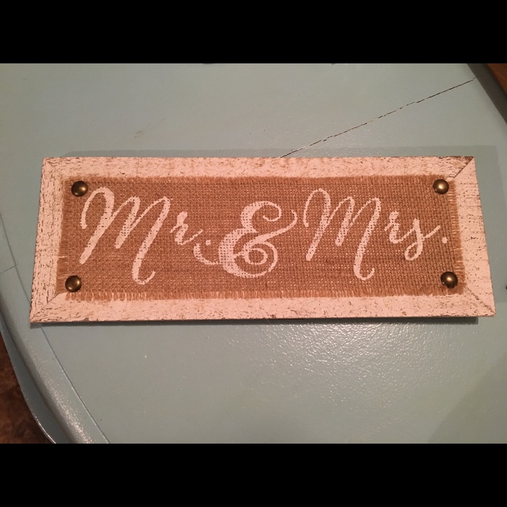 Mr. & Mrs. sign!